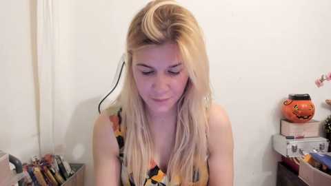 artsyandcraftsy_ free recording from 2024-10-20 21:30:00