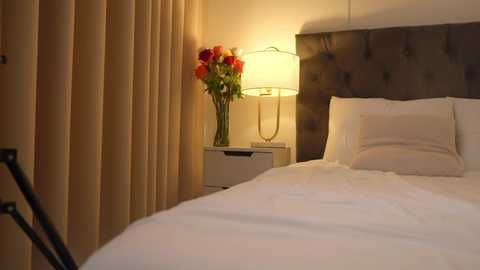 naughtysammx free recording from 2025-08-30 21:00:00