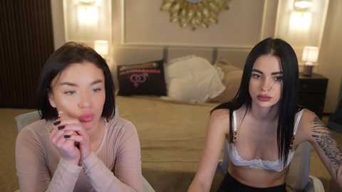 bright_diamonds_054 free recording from 2025-12-05 00:25:00