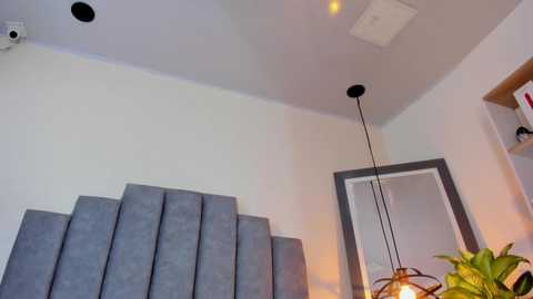 gabriela__gomez free recording from 2025-12-05 00:25:00