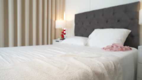 naughtysammx free recording from 2025-12-05 00:01:00