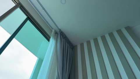 canikissyou_ free recording from 2025-12-05 00:01:00