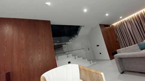 ehotlovea free recording from 2025-12-06 00:08:00