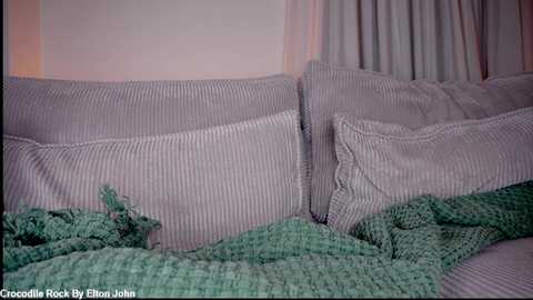 x_lily_x free recording from 2025-12-06 00:08:00