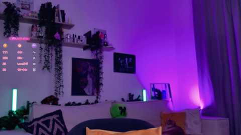 _lollyshy_ free recording from 2025-12-08 00:13:00