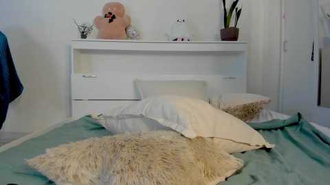 crystalnut free recording from 2025-12-07 00:01:00