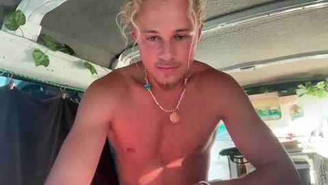 mike_sunn free recording from 2025-12-07 00:01:00