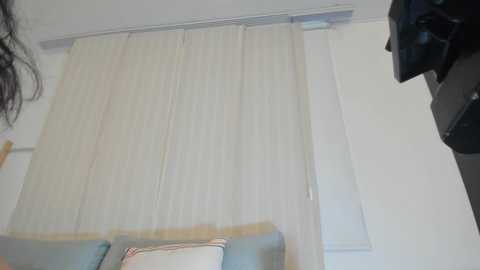 vanandjuani free recording from 2025-12-09 00:14:00