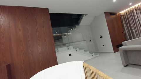 ehotlovea free recording from 2025-12-09 00:14:00