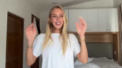 livslifee free recording from 2025-12-10 00:36:00