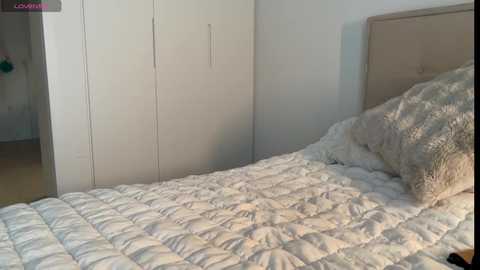 ava_delightt free recording from 2025-12-12 02:06:00