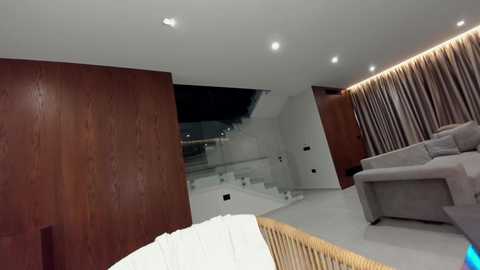 ehotlovea free recording from 2025-12-12 00:20:00