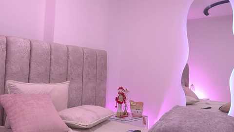 vvioleta_ free recording from 2025-12-12 02:06:00