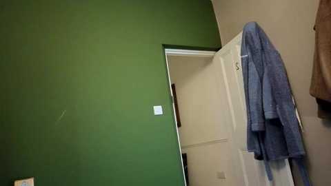 londonbrooke free recording from 2025-12-16 00:06:00