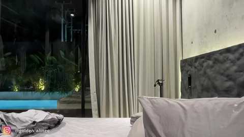 golden_alinee free recording from 2025-12-17 00:02:00