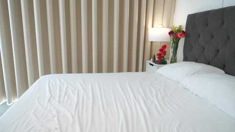 naughtysammx free recording from 2025-12-17 00:03:00