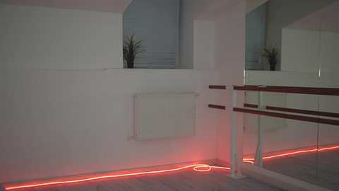 silent_chill free recording from 2025-12-17 00:02:00