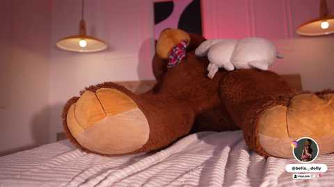 bella__donne free recording from 2025-12-19 00:15:00