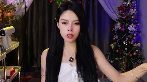 reaowna___ free recording from 2025-12-18 00:33:00