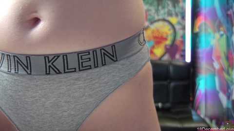 vanessa_love free recording from 2025-12-18 01:12:00