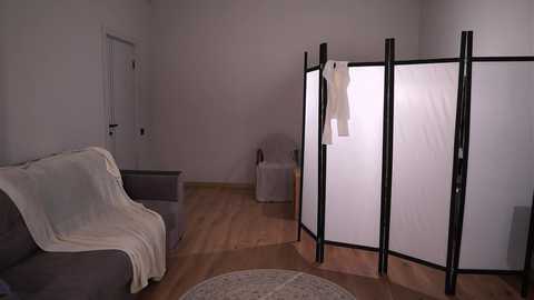 elannand free recording from 2025-12-19 00:07:00