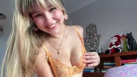 kittengirlxo free recording from 2025-12-19 00:07:00