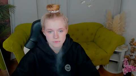 erica_coy_ free recording from 2025-12-20 00:39:00