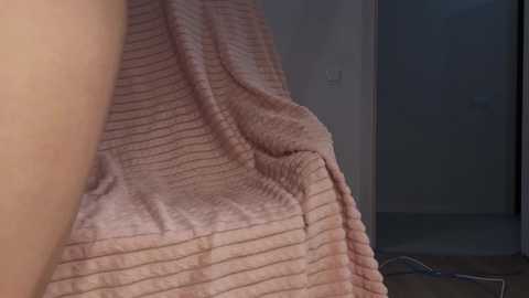 _miray_ free recording from 2025-12-22 02:45:00