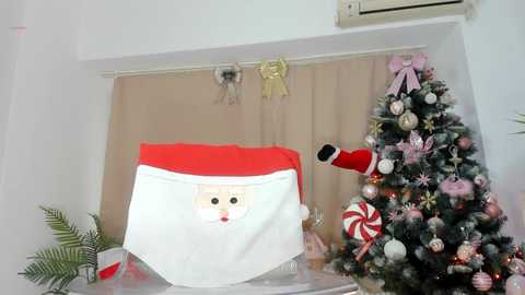 babyaylin free recording from 2025-12-22 02:45:00