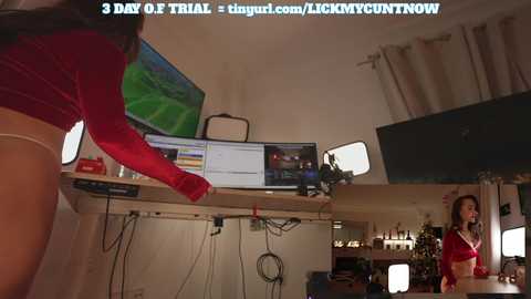 hannahjames710 free recording from 2025-12-22 02:45:00