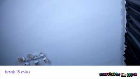 vivian_qwerty free recording from 2025-12-22 02:45:00