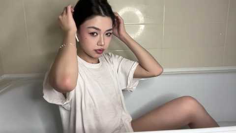 yourlittlesunrise_ free recording from 2025-12-22 02:45:00