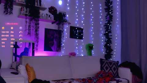 _lollyshy_ free recording from 2025-12-23 00:13:00