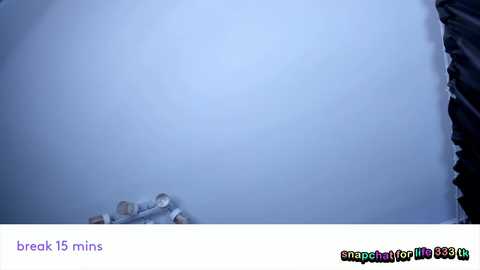 vivian_qwerty free recording from 2025-12-24 00:23:00