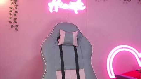 _miss_hinata_ free recording from 2025-12-26 00:30:00