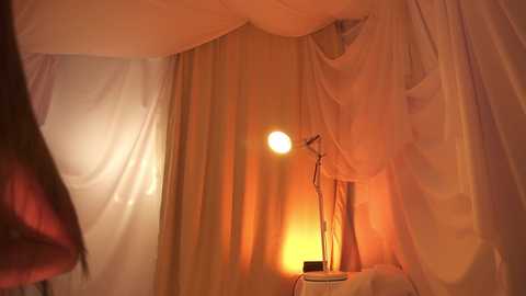 sunny_maria free recording from 2025-12-26 00:04:00