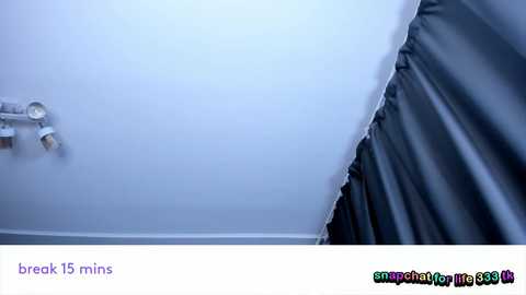 vivian_qwerty free recording from 2025-12-28 00:06:00