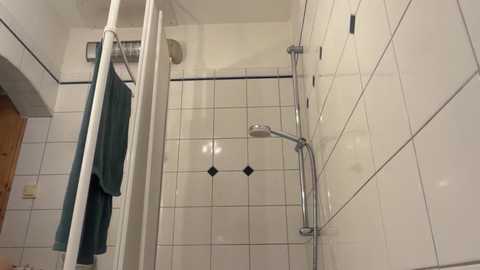 aviebby free recording from 2025-12-31 00:02:00