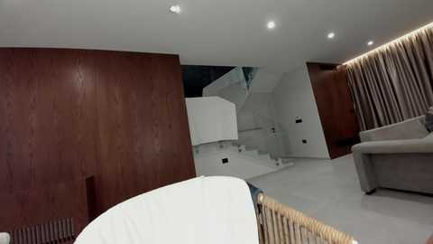 ehotlovea free recording from 2025-12-31 00:02:00