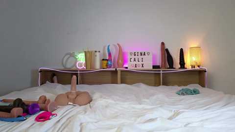 ginacali free recording from 2025-12-31 00:02:00