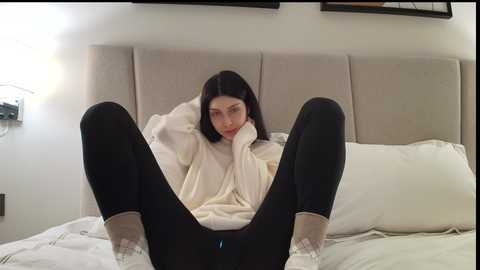 milla_bella free recording from 2026-01-31 00:13:00