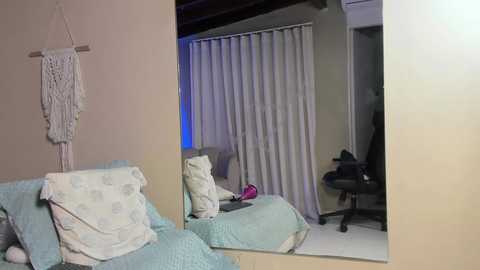 thiago_moretti free recording from 2026-02-08 00:17:00