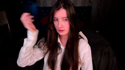 avrora_shy_ free recording from 2026-02-11 00:28:00