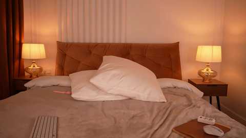 roxy_blue_eyed_ free recording from 2026-02-11 00:28:00