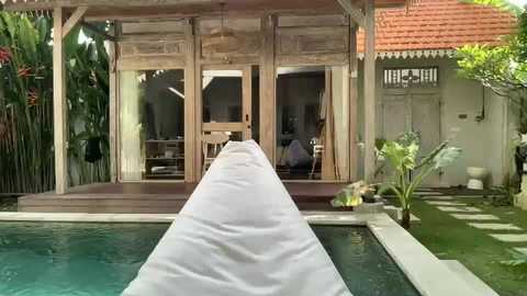 bloomyogi free recording from 2026-02-15 00:38:00