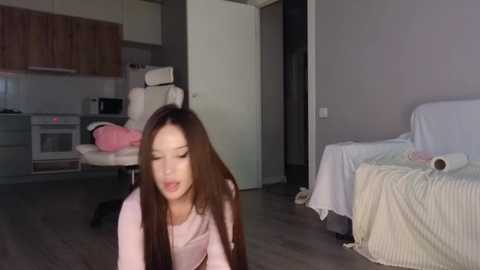 ella_lee15 free recording from 2026-02-17 00:20:00