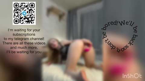 Video of a nude woman in a provocative pose, with blurred faces and text overlay in a bedroom.